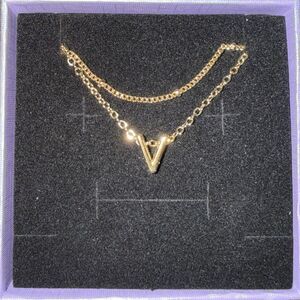 ASCOMY Gold Tone Layered Cable Chain Necklace Letter V Charm Pendant